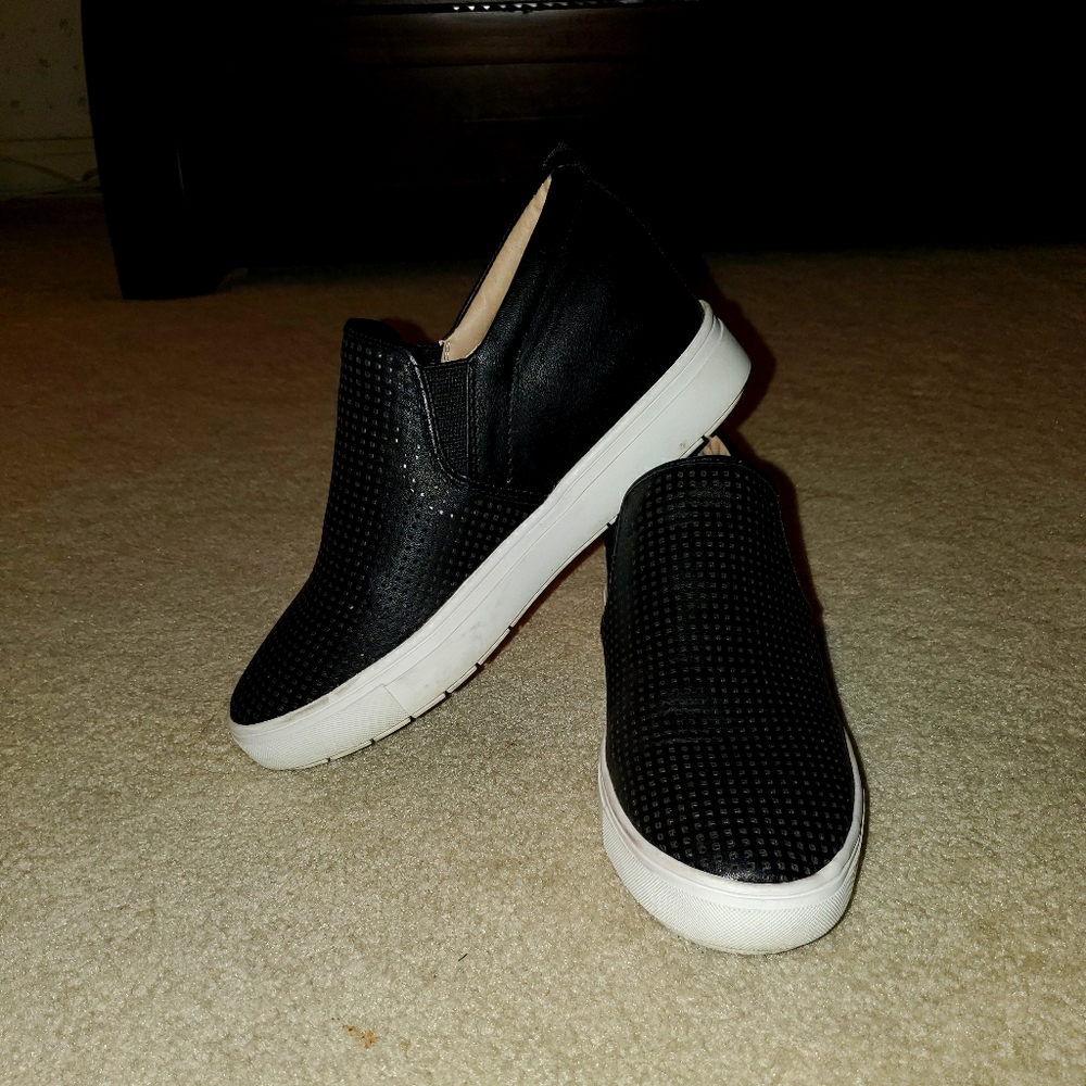 Steve Madden hidden wedge shoes